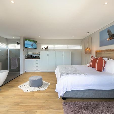In Toto Retreat - Garden Route Hotel Sedgefield Exterior photo